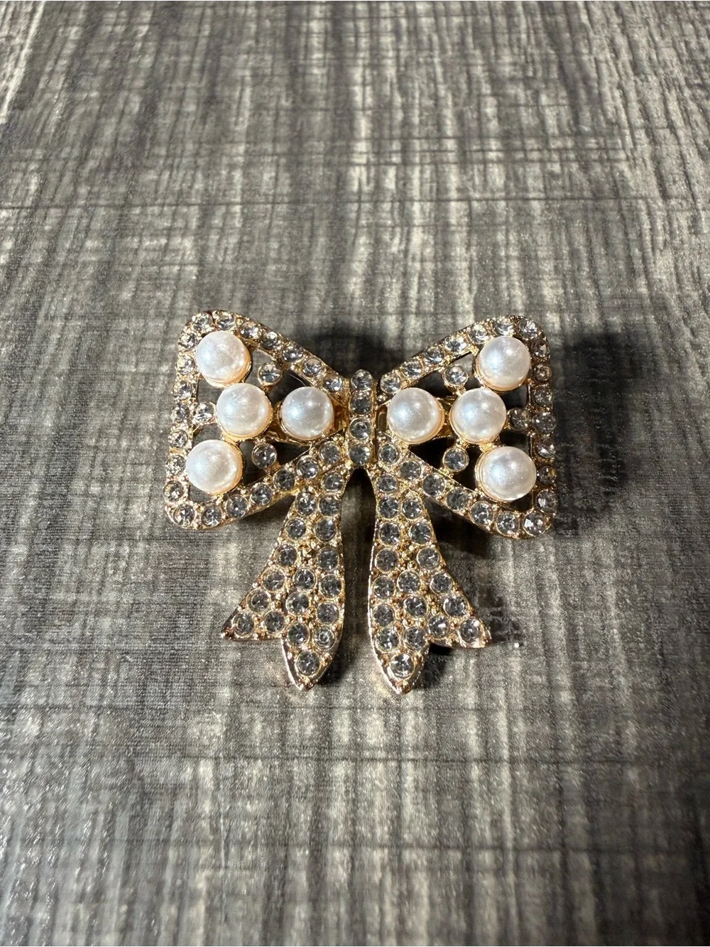 Gold Bow Pearl & Crystal Brooch - Elegant Women’s Jewelry
